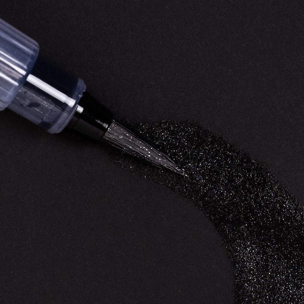 🍭 Liquorice Whip Glitter Brush Pen